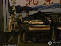 午夜狂奔吃瓜视频大全在线观看,揭秘热门吃瓜视频大全，在线观看一网打尽